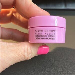 Glow Recipe Plum Plump Hyaluronic Cream